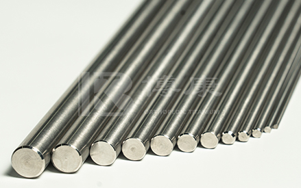 Quelles sont les applications spécifiques de Titanium Bar dans le domaine des dispositifs médicaux ?