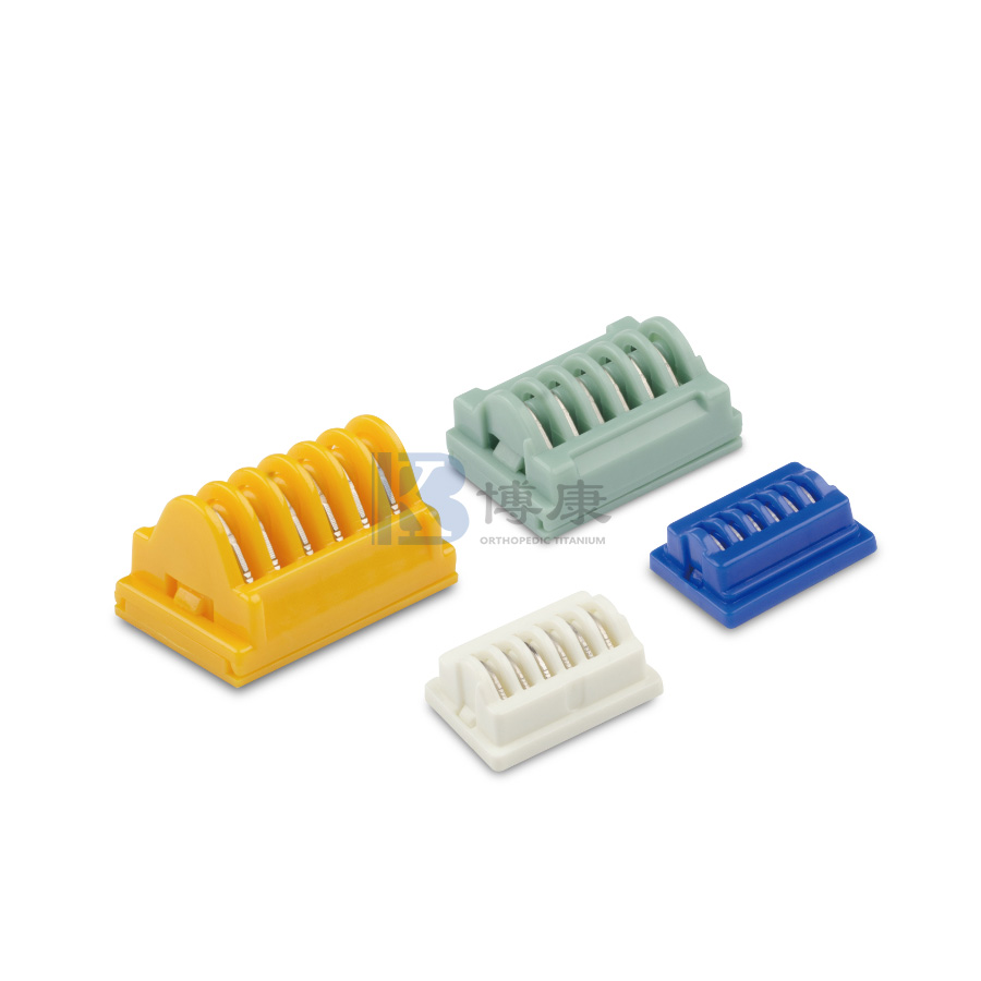 Clips de ligature en titane